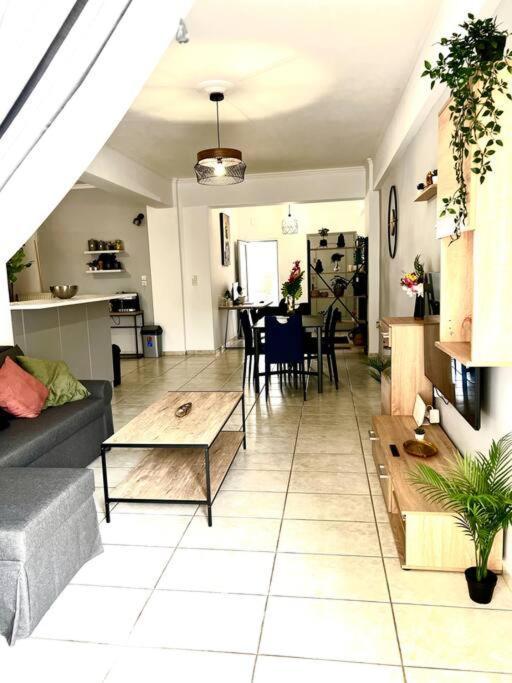 Modern Condo With Garage Near The Square And Beach エギオ エクステリア 写真